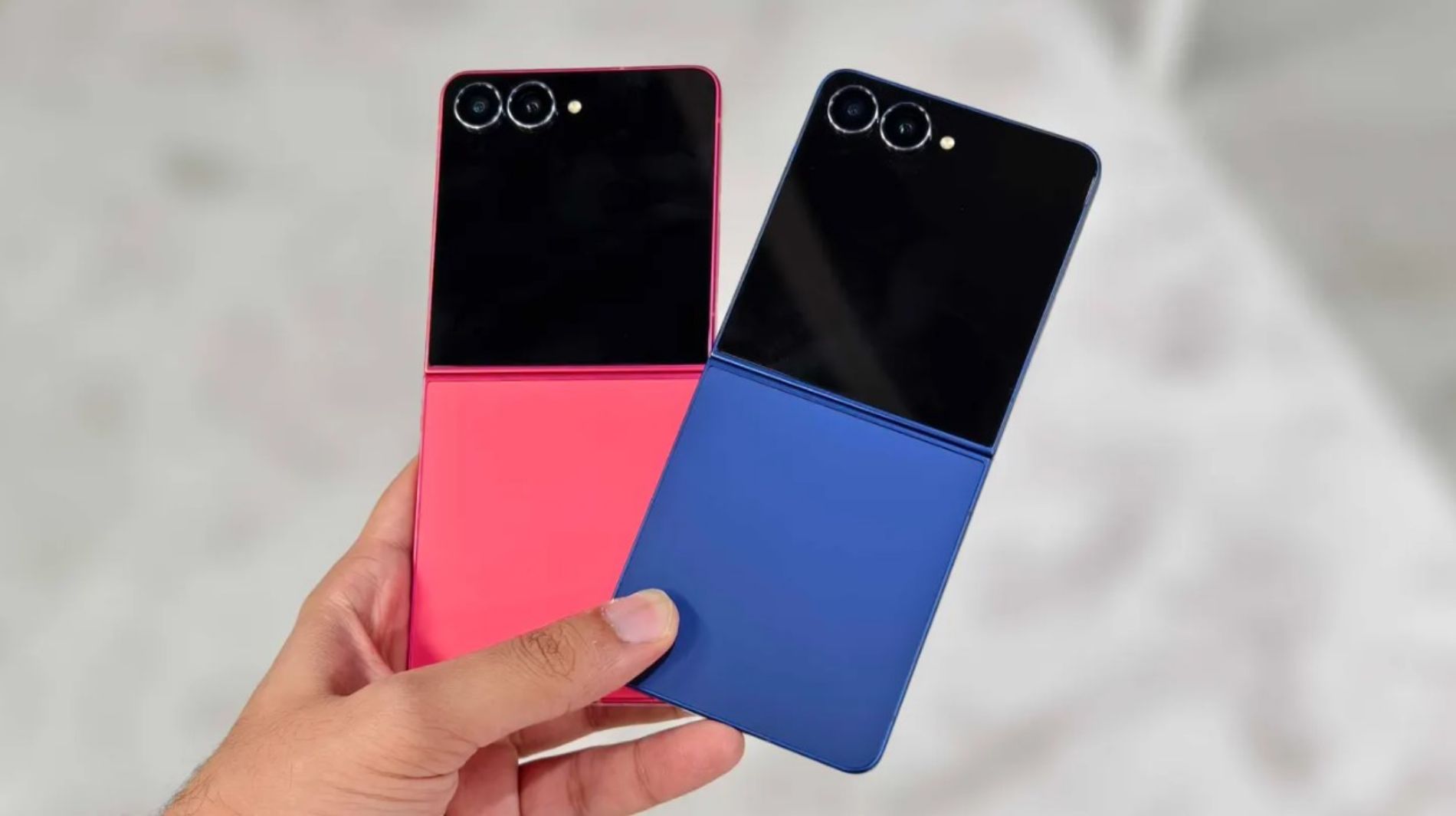 Hình ảnh cho danh mục Z Flip 7 có gì mới? Cập nhật ngay 5 nâng cấp đáng giá nhất trên điện thoại gập AI thời trang Samsung